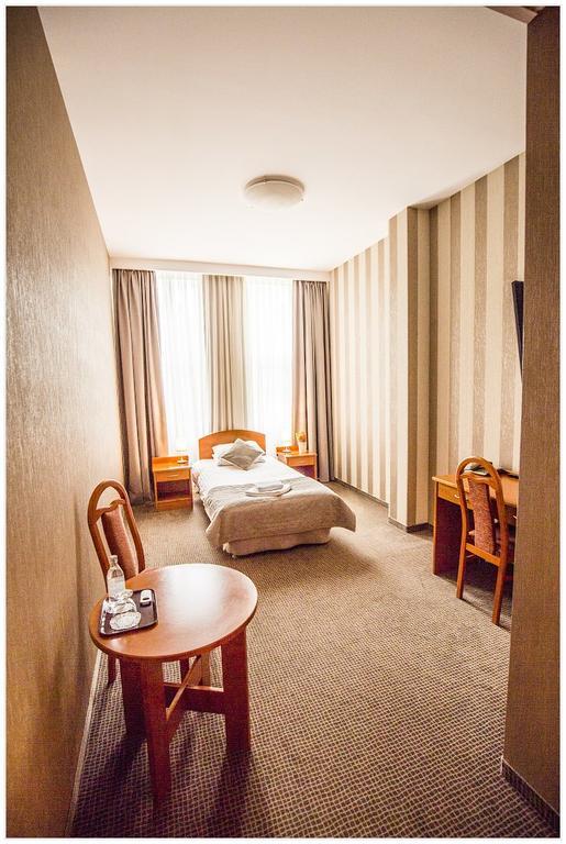 Hotel Polonez Krakkó Kültér fotó