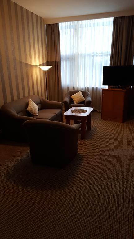 Hotel Polonez Krakkó Kültér fotó
