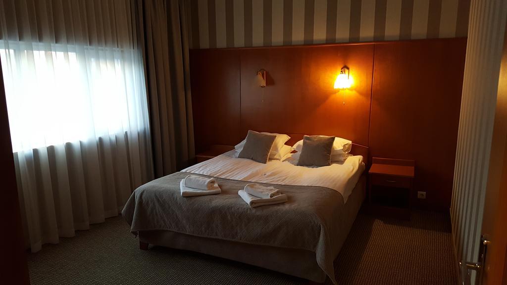 Hotel Polonez Krakkó Kültér fotó