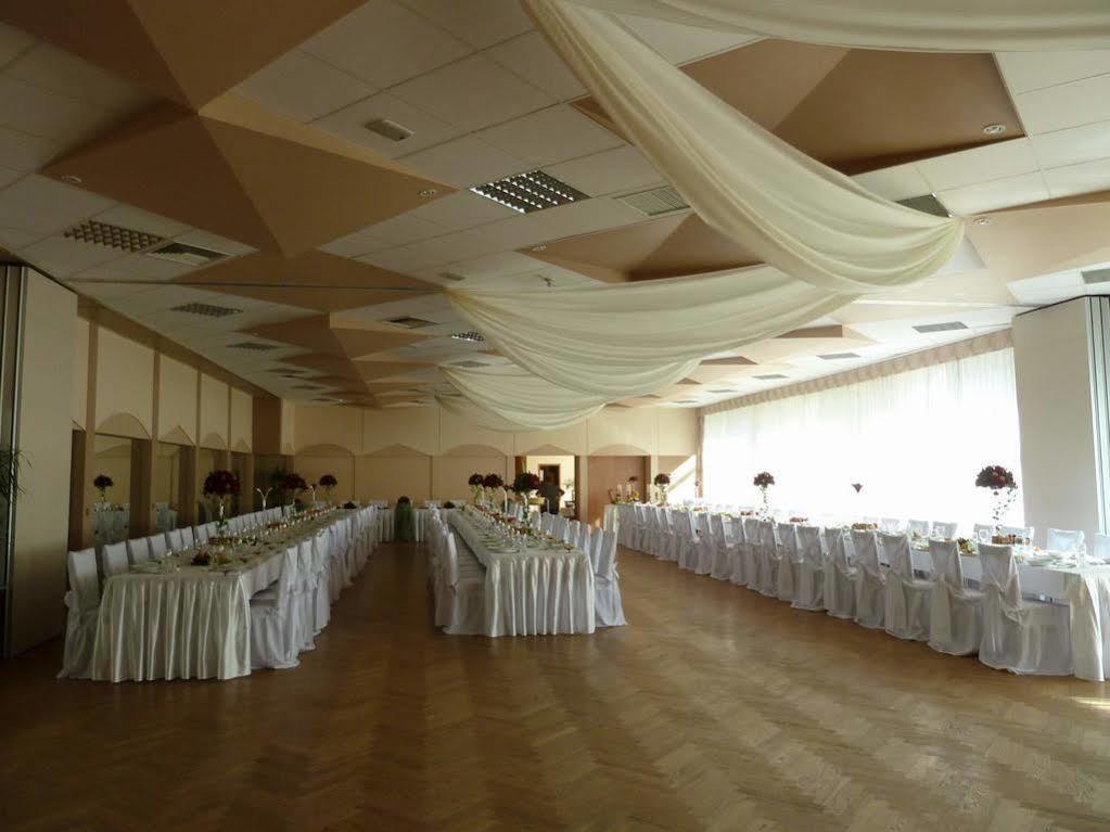 Hotel Polonez Krakkó Kültér fotó
